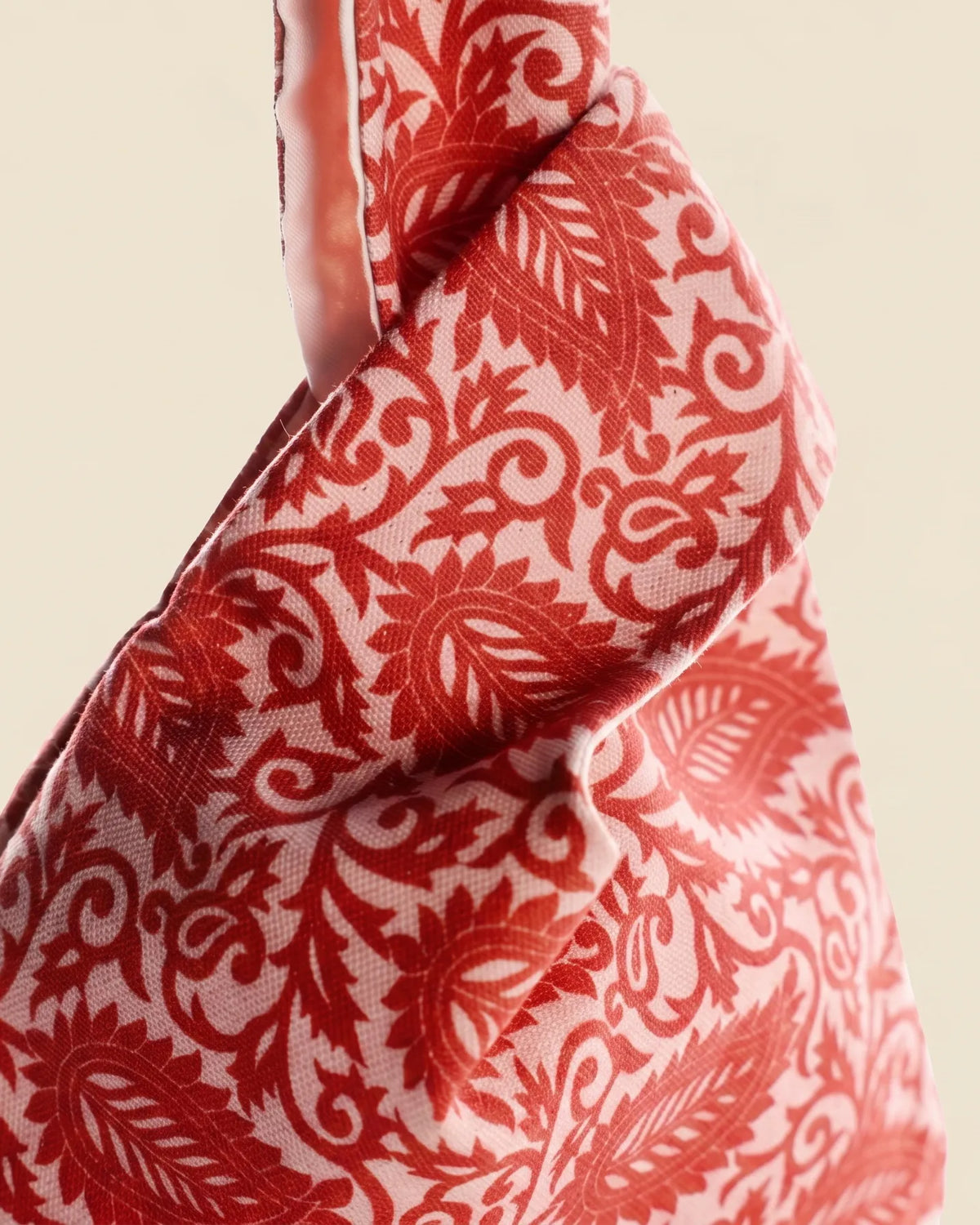 Bolso nudo japonés ornamental en tonos rosas – foto de producto