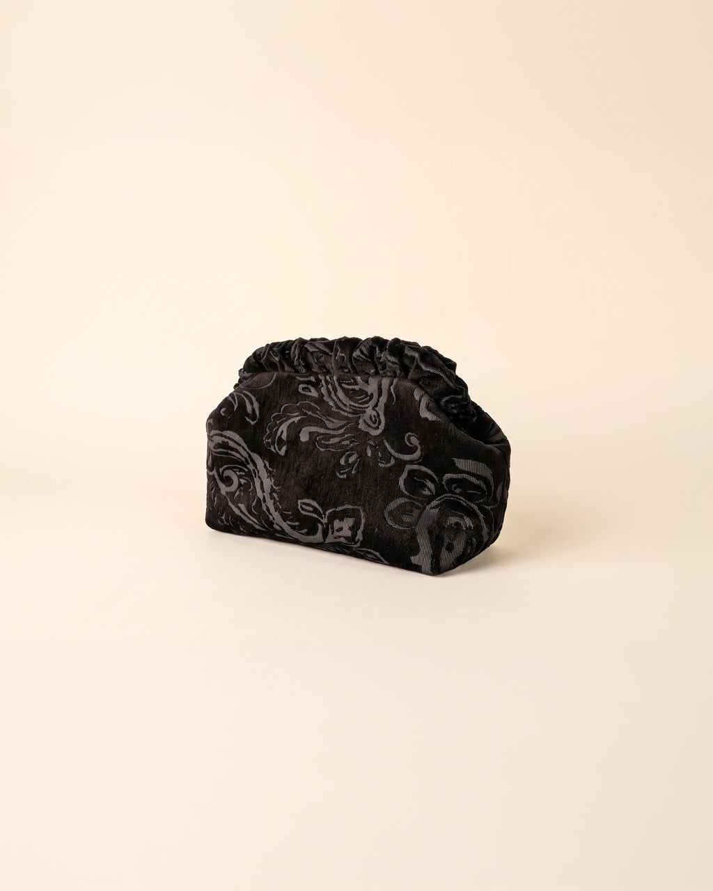Bolso Oviedo frizzy en terciopelo negro – foto de producto