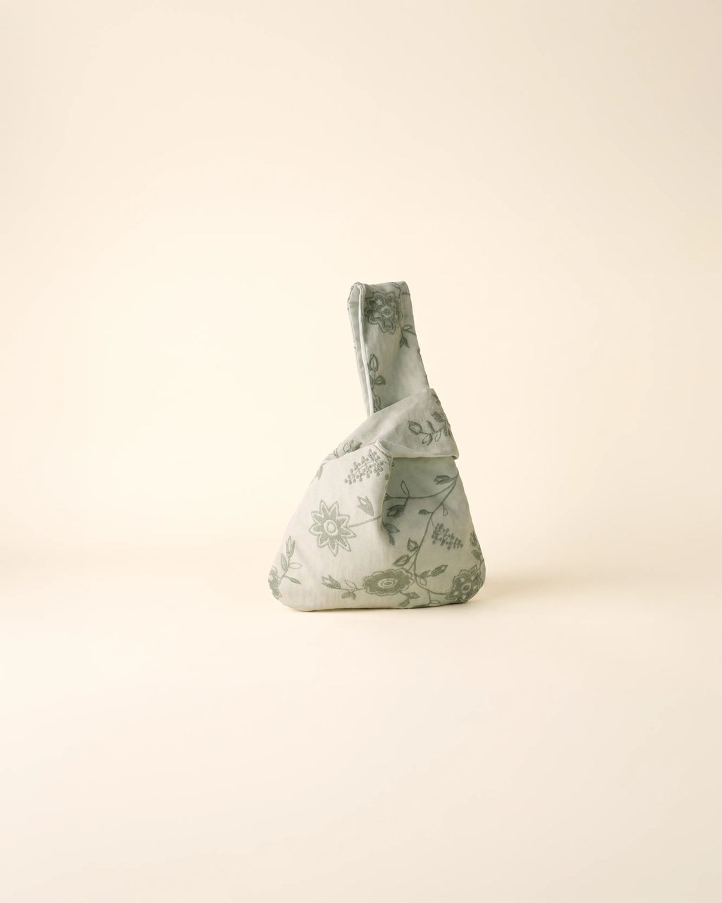 Bolso nudo japonés lino bordado en tonos verdes – foto de producto
